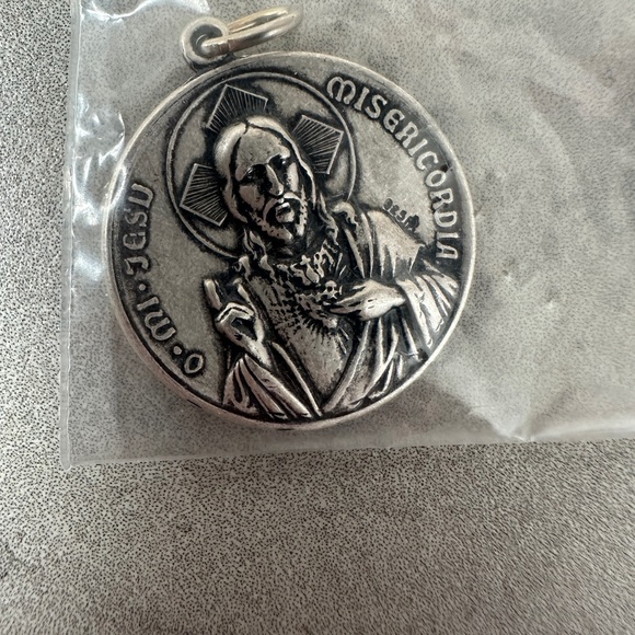 Sterling Silver Lady of the Holy Scapular Round Medal Charm Pendant 0.95” NEW - Picture 2 of 8